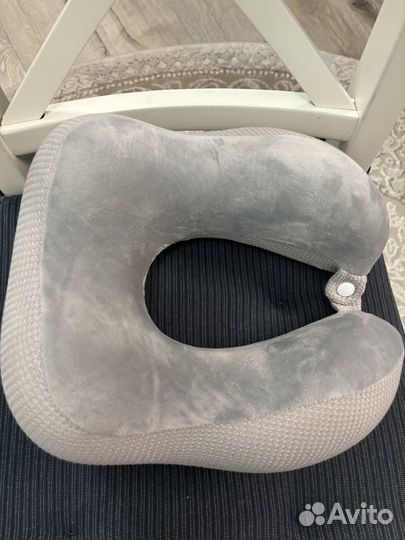 Подушка для путешествий с эффектом памяти