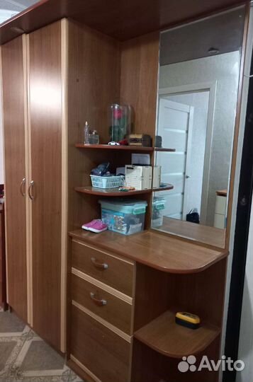 Шкаф в прихожую бу