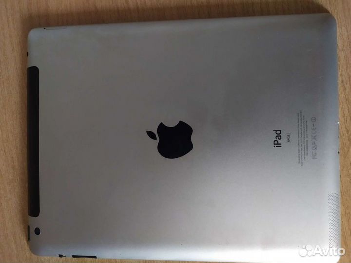 Планшет Apple iPad 3 Wi-Fi + Cellular