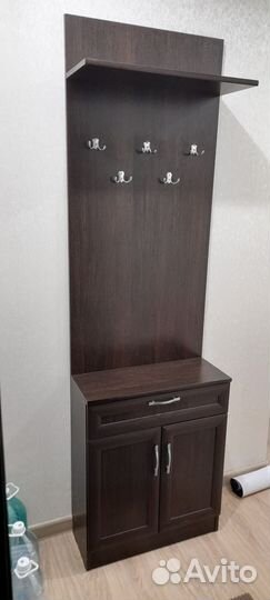 Вешалка с тумбой