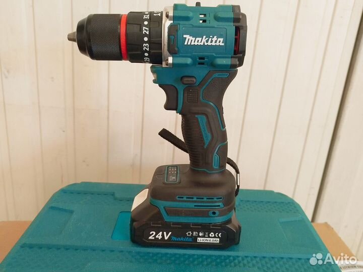 Шуруповерт makita