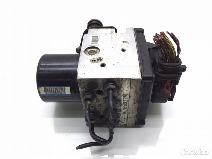 Блок ABS Volkswagen Passat B6 2.0 TDI 2005