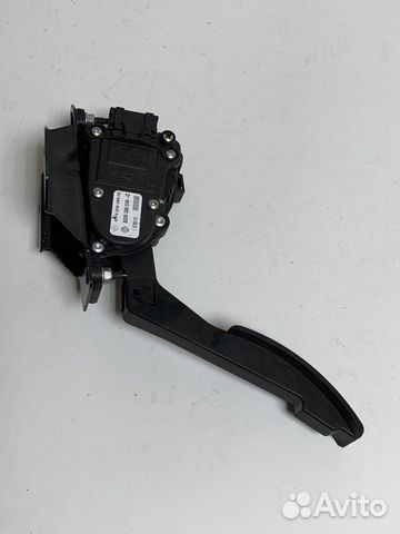 Педаль газа электронная Duster op-л 8200386506