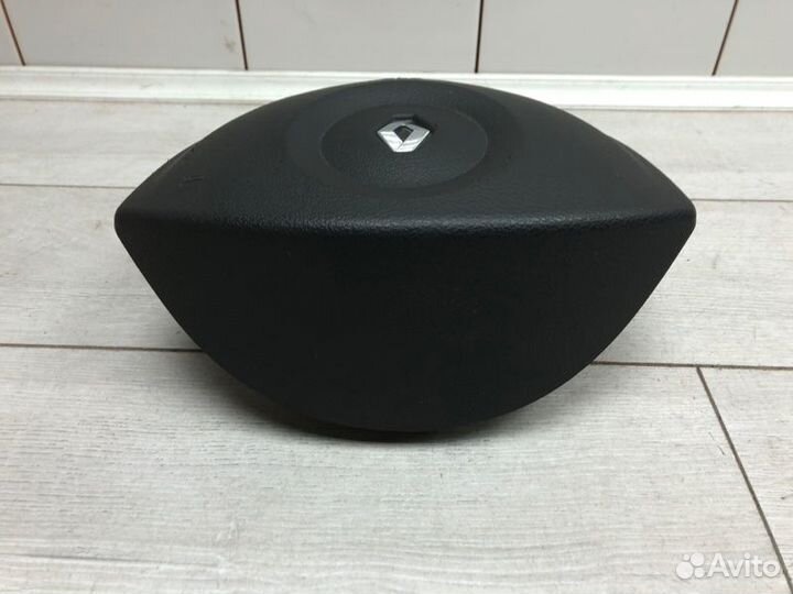 Подушка безопасности руля (Airbag) Renault Modus