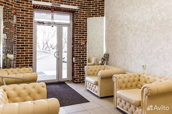 Аренда парикмахерского кресла в салоне красоты