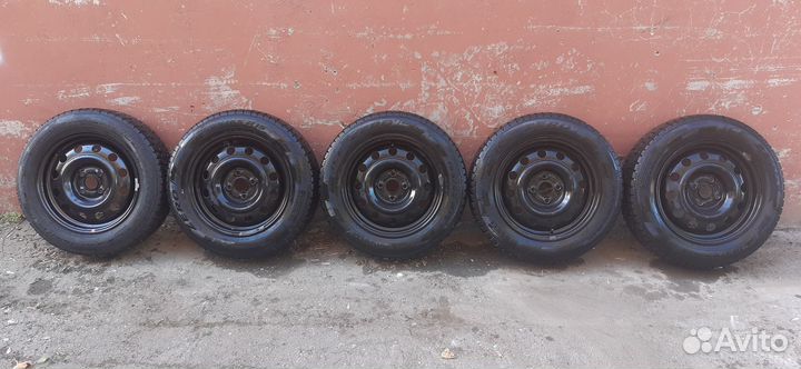 Pirelle P zero 185 65 r15 5шт на RIO