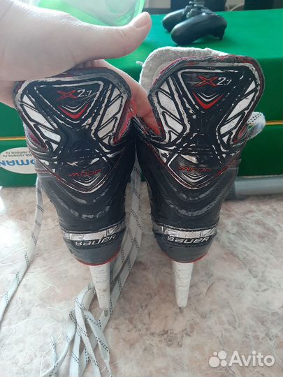 Хоккейные коньки bauer vapor 2.7