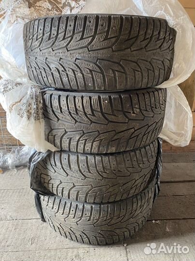 Hankook Winter I'Pike RS W419 235/45 R17