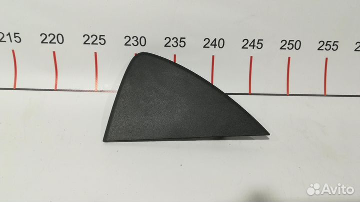 Накладка боковая торпеды Tesla Model 3 2019