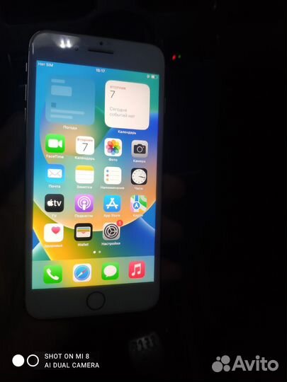 iPhone 8 Plus, 64 ГБ