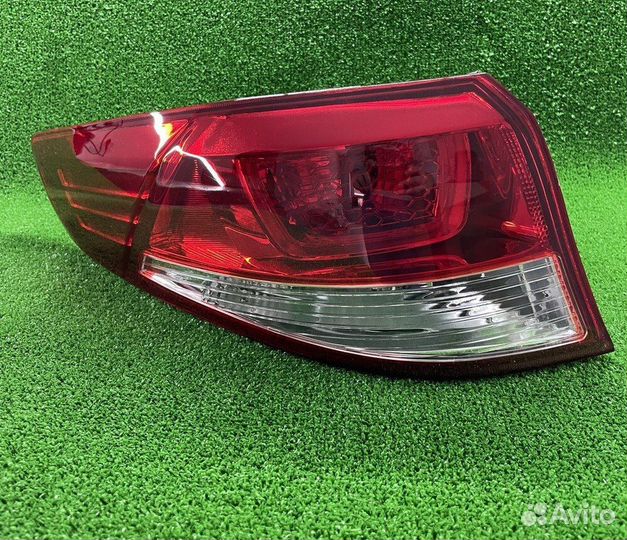 Фонарь левый Rio 3 15-17