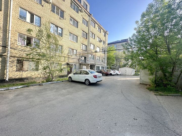 Комната 17,7 м² в 1-к., 4/5 эт.