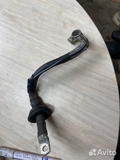 Клемма провод плюсовой АКБ Audi Q7 4L 4L0971225E