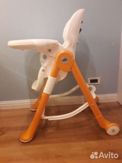 Стульчик для кормления cam