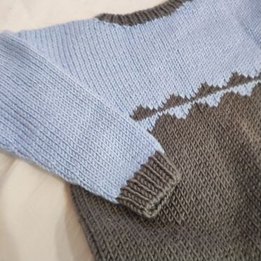 Вязаный костюм на мальчика 86