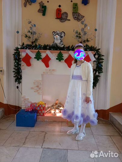 Платье праздничное