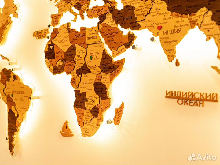 Карта мира с подсветко из дерева, карта Татарстана