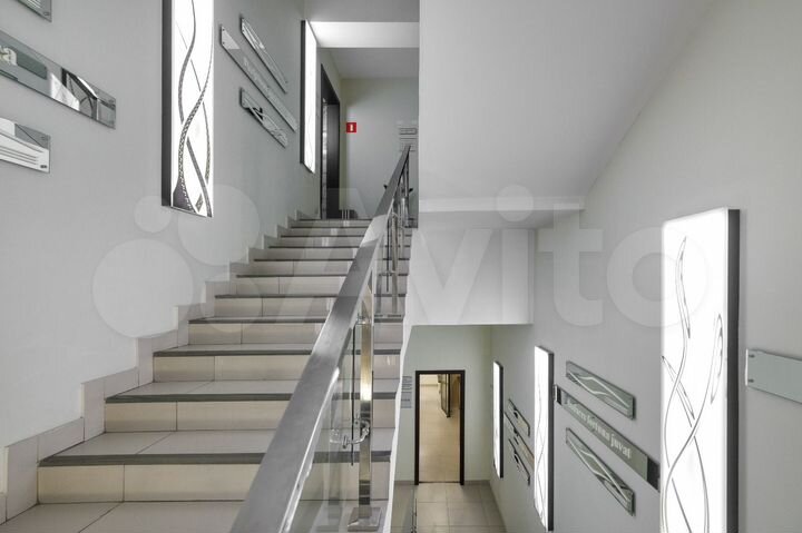 Здание, 3360 м²