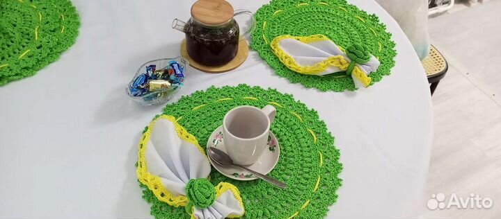 Салфетки сервировочные вязаные