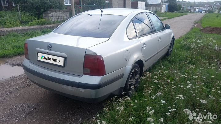 Volkswagen Passat 1.6 МТ, 2000, 265 000 км