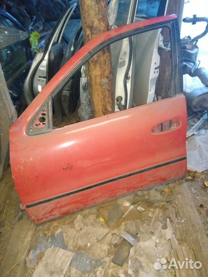 Двери Тойота Королла 100 лифбек, Спринтер 100