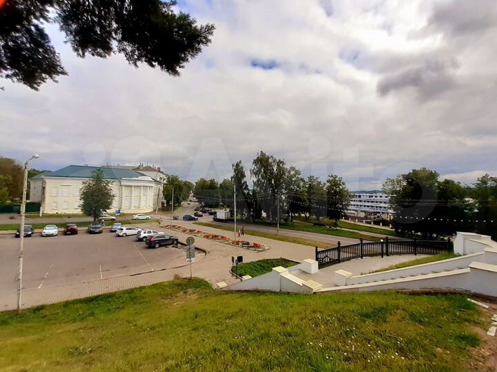 Гостиница, 2000 м²