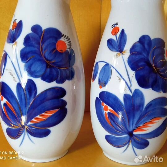 Парные вазы из 1970-х Полонное