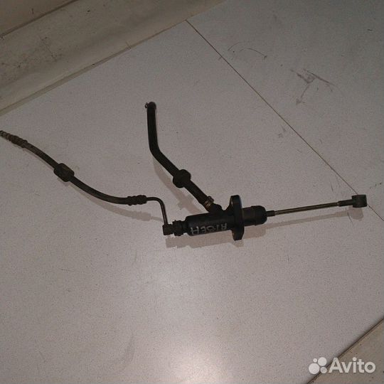 Главный цилиндр сцепления Fiat Albea в сборе