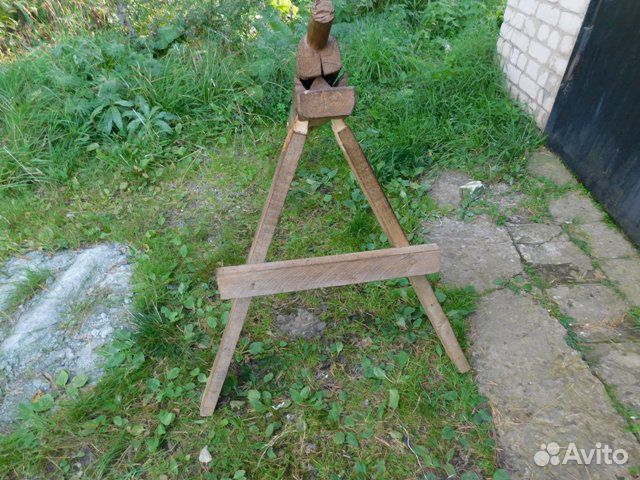 Старинный инструмент-орудие труда льномялка, перио