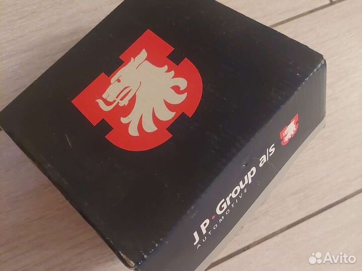 Тормозные колодки новые для форд мондео 4