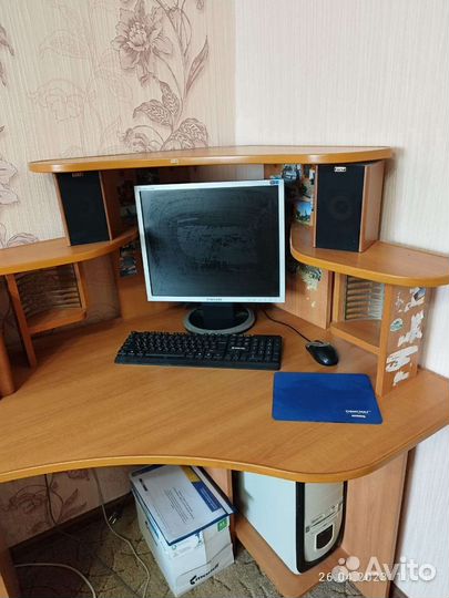 Компьютерный столик бу