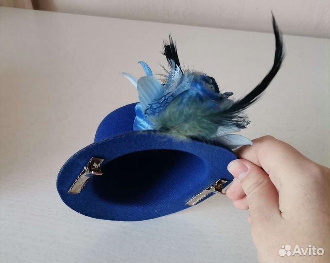 Шляпка на заколке