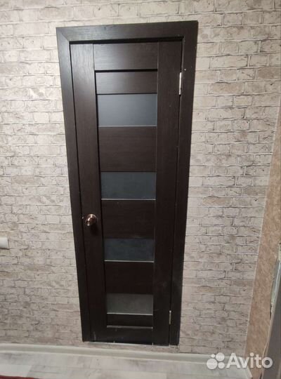 Дверь межкомнатная со стеклом 60 правое открытие