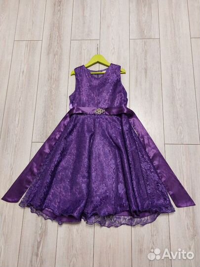 Платье праздничное для девочки 152