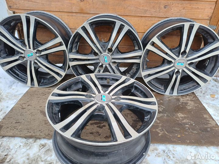 Литые диски Hyundai Elantra,Лансер, Лачетти