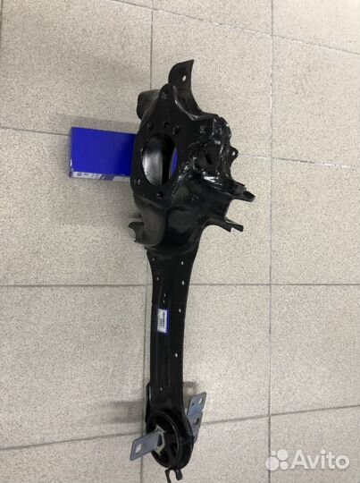 Volvo 31277869 Рычаг задний продольный правый volv