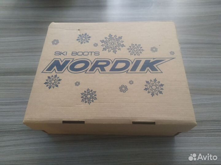 Лыжные ботинки nordik