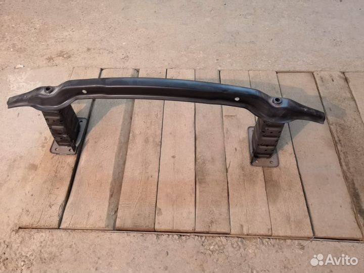 Балка передняя X5 E70