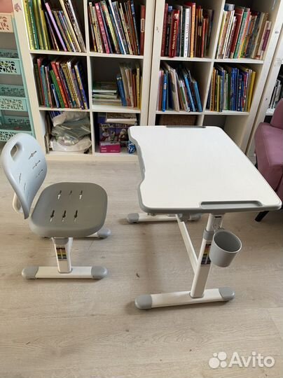 Растущая парта и стул