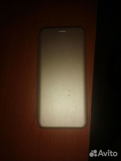 Продаётся чехол для смартфона