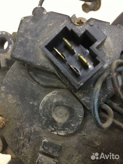 Моторчик стеклоочистителя переднего Suzuki Baleno