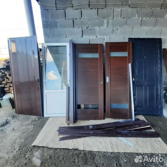 Дверь алюминиевая бу