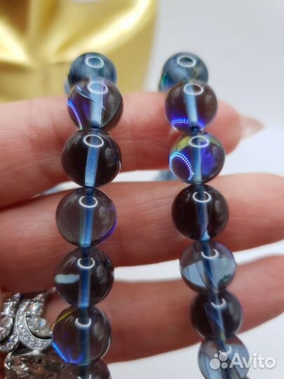 Бусы из хрусталя с опаловым эффектом