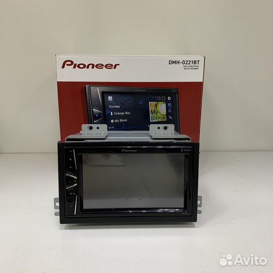 Автомагнитола Pioneer DMH-G221BT