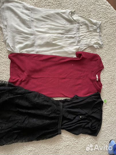 Отдам даром женские вещи