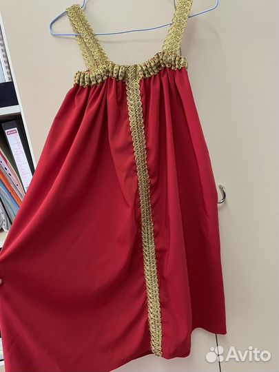 Красный сарафан, народный костюм