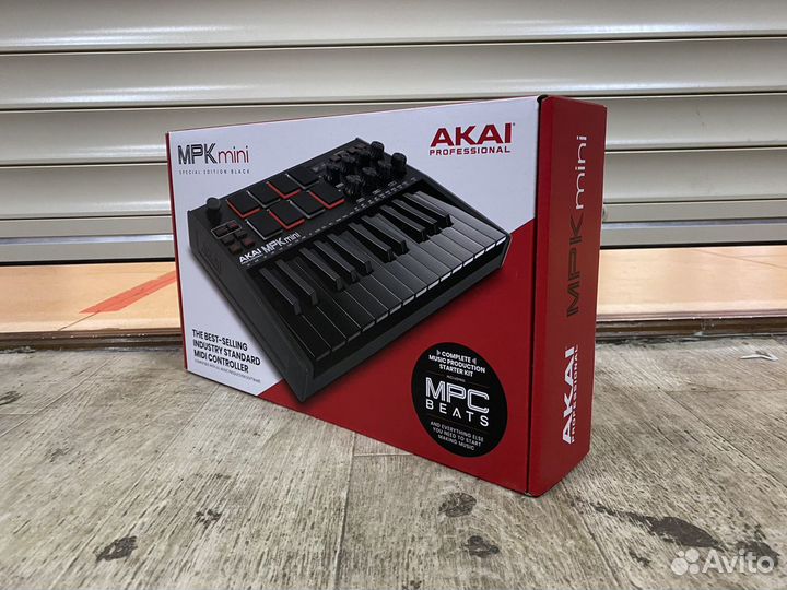 Midi-клавиатура Akai MPK Mini MK3 (черная)
