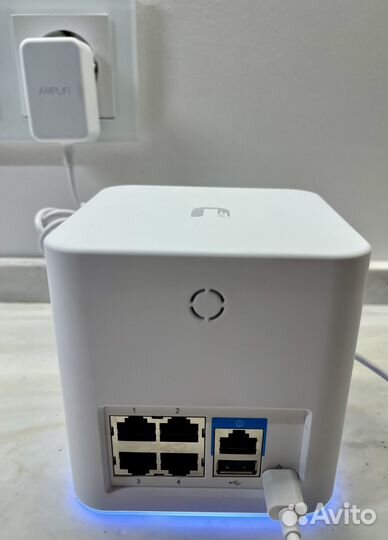 Ubiquiti amplifi hd роутер