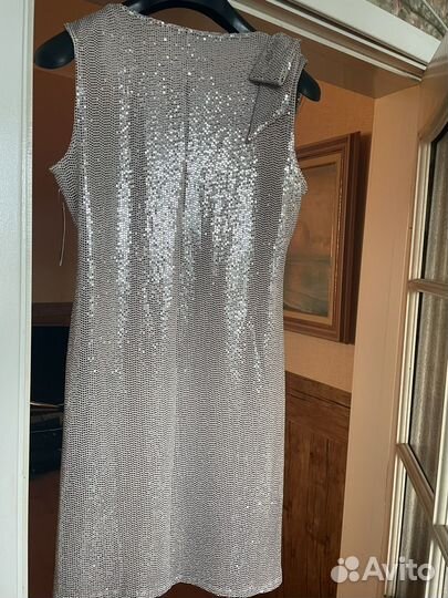 Платье новое размер Л для торжественного случая