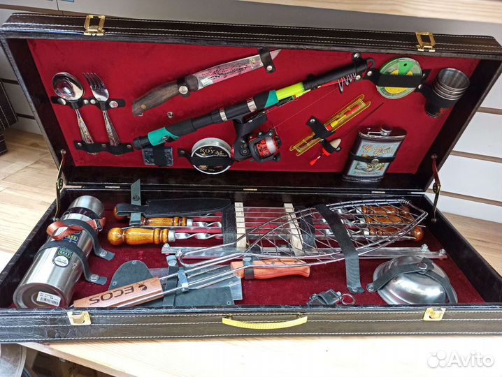 Набор в кейсе для пикника 